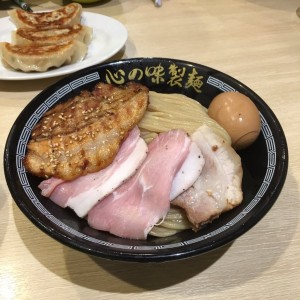 CfQfPNMWAAAmTZj