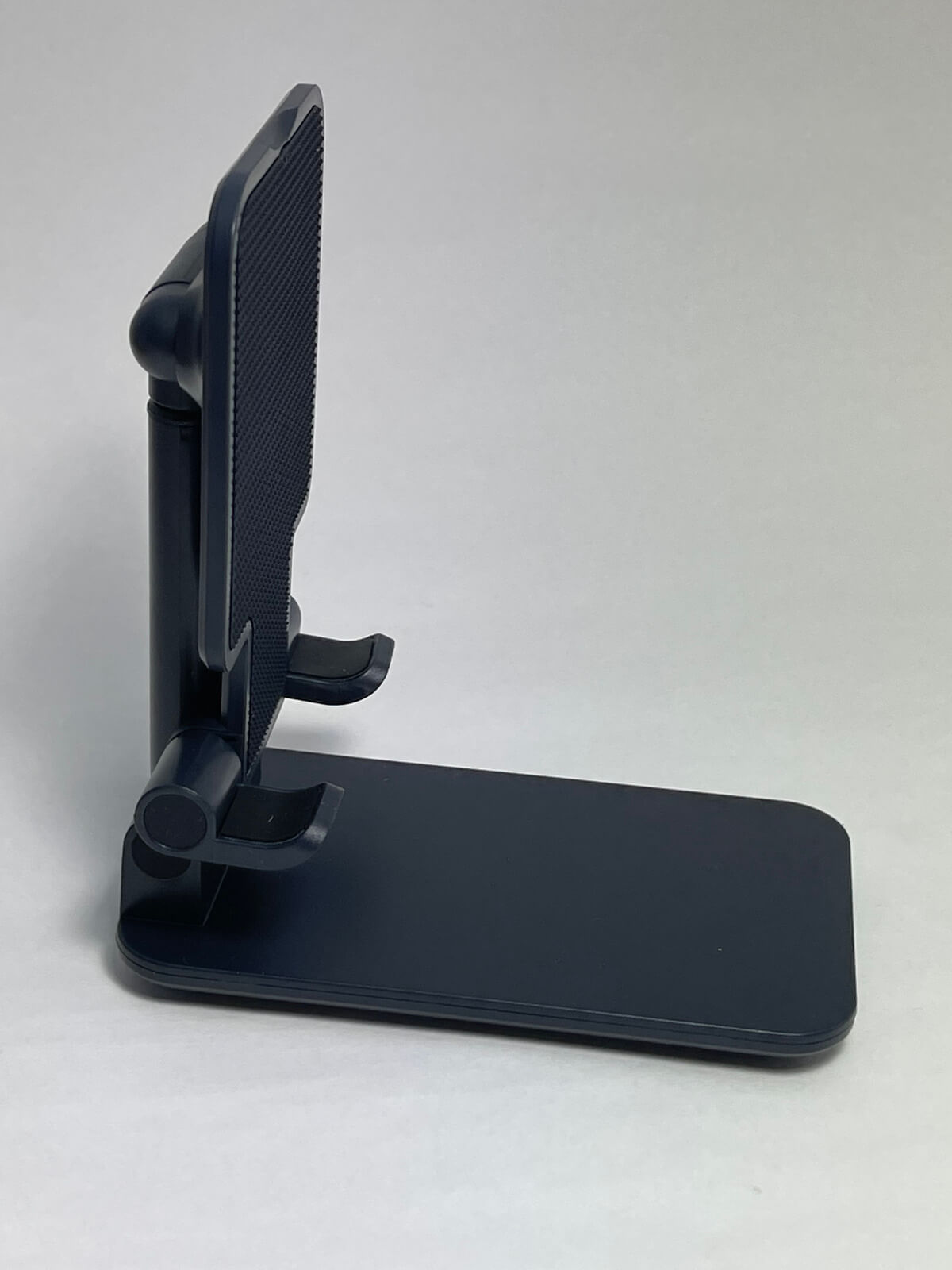 iphone12-stand-01-photo-006