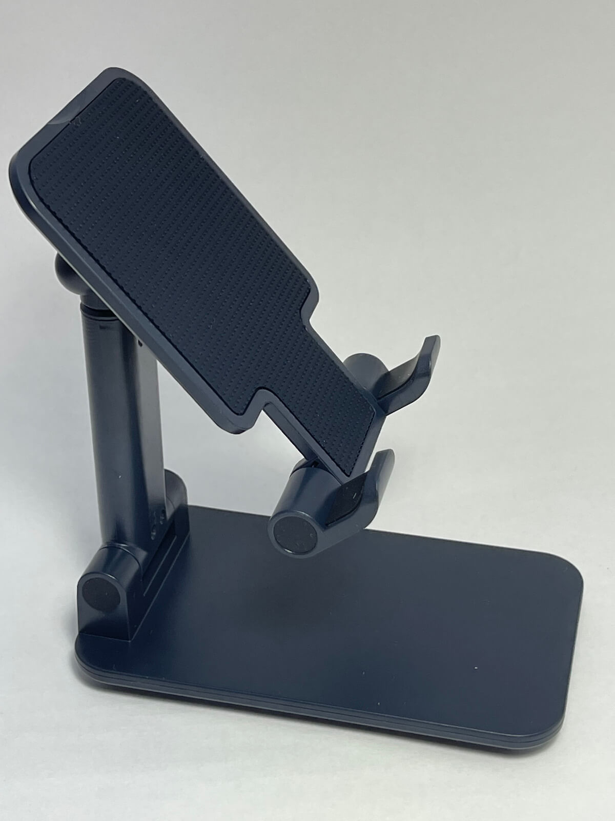 iphone12-stand-01-photo-007