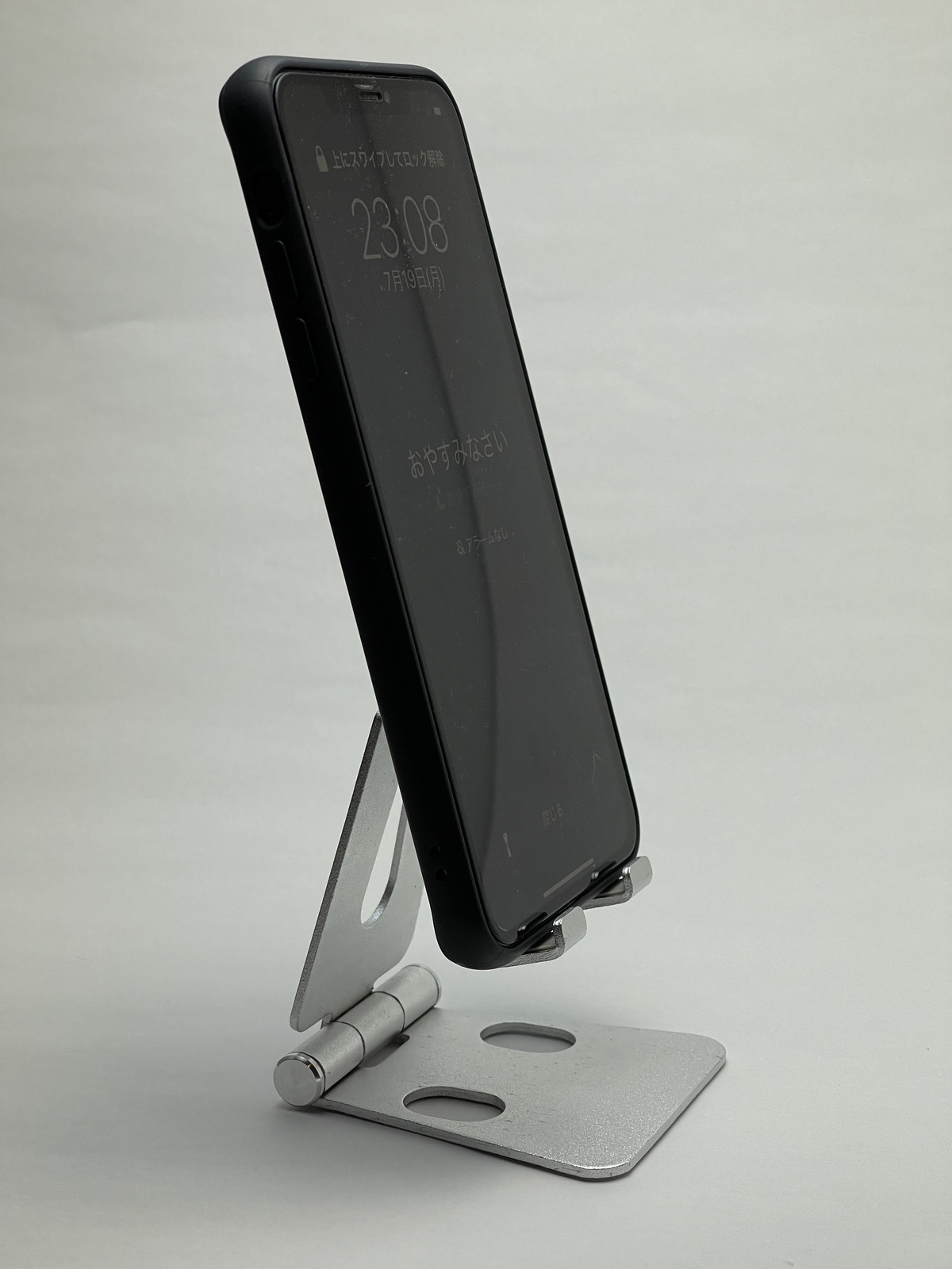 iphone12-stand-03-photo-013