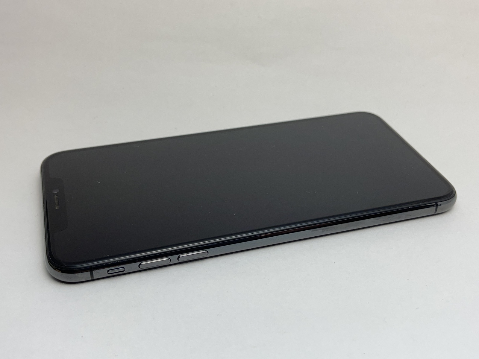 iphone-13-case-02