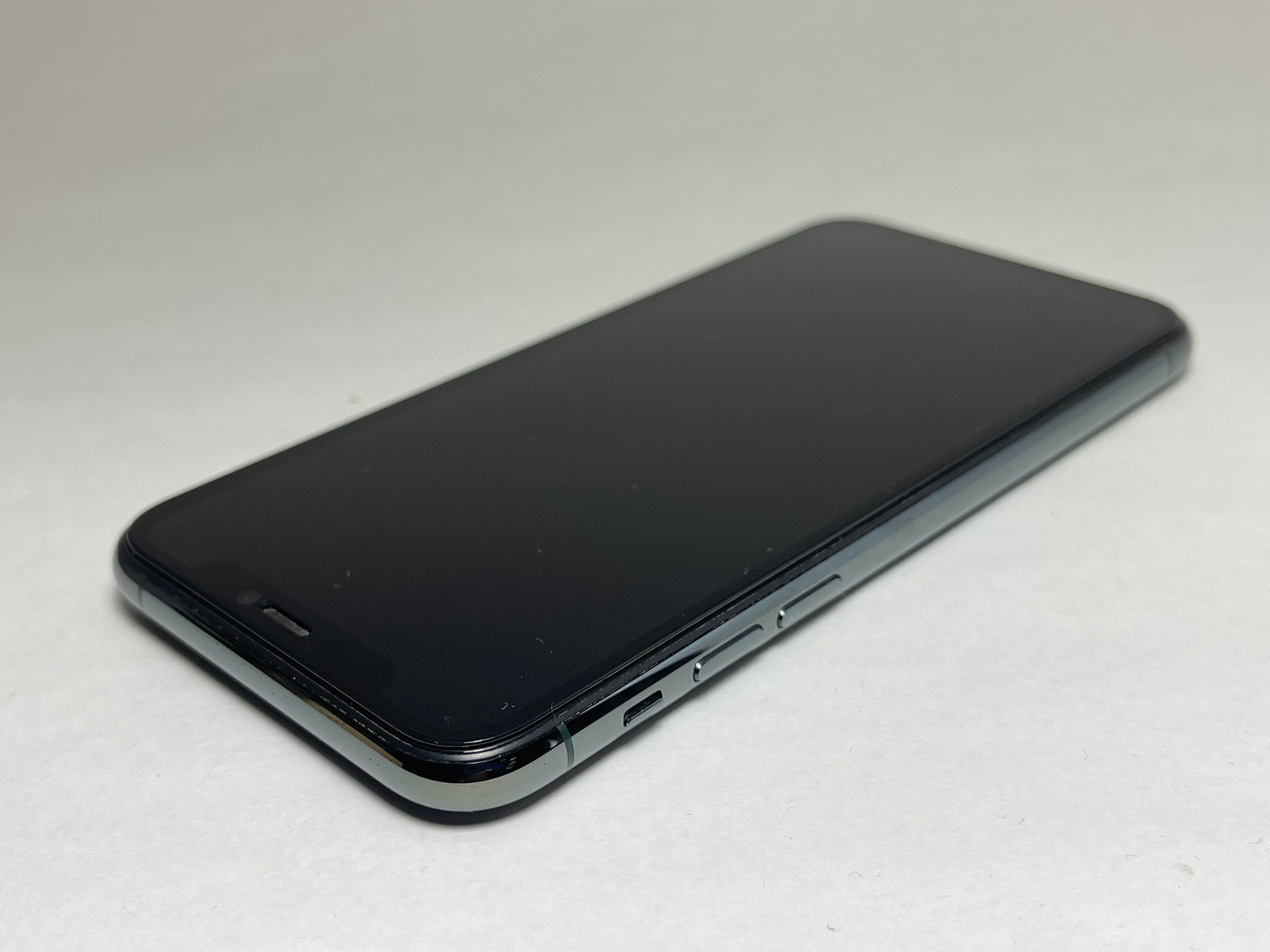iphone-13-case-02